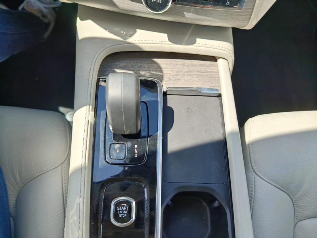 Volvo Xc90 2.0 T8 AWD Core Recharge Auto