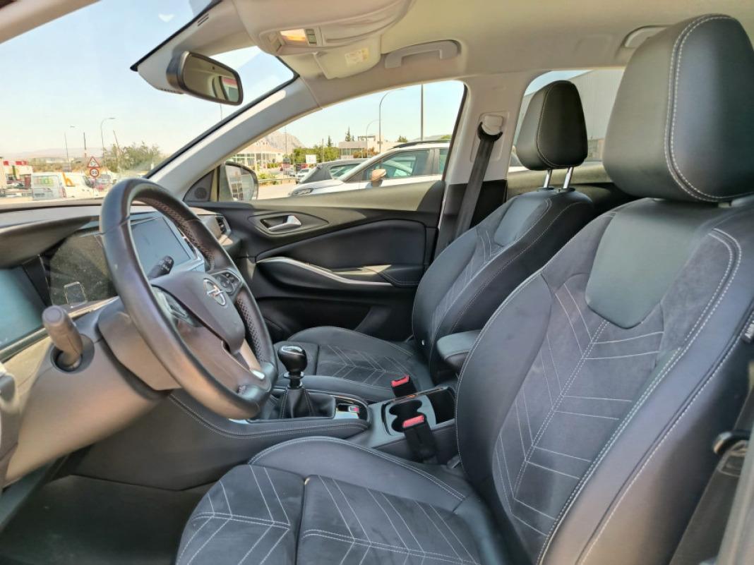 Opel Grandland 1.2T XHT MT6 SS GS