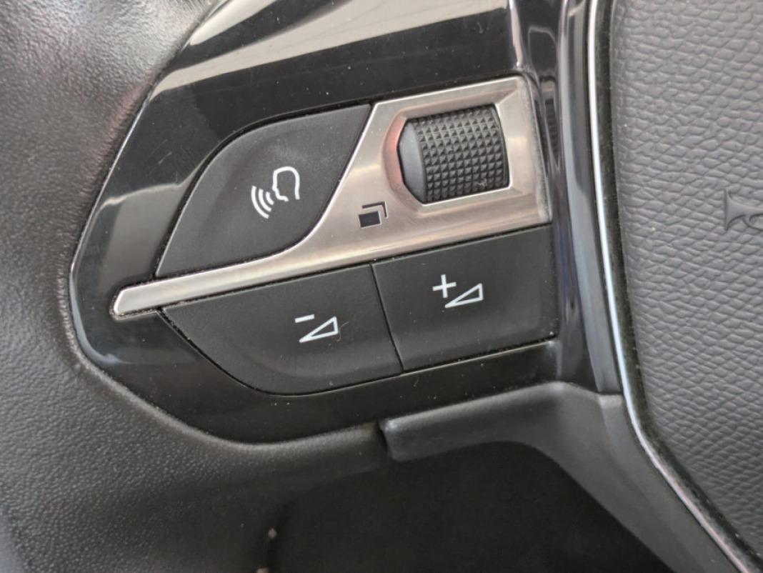 Peugeot 3008 1.2 PureTech 96KW SS Active Pack