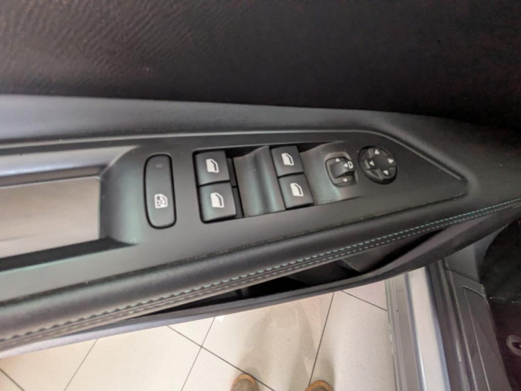 Peugeot 3008 1.2 PureTech 96KW SS Active Pack