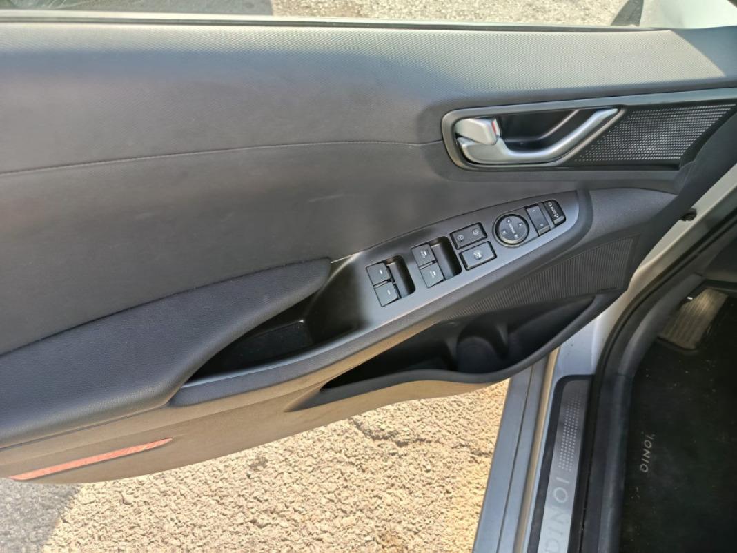 Hyundai Ioniq 1.6 GDI HEV Tecno DCT