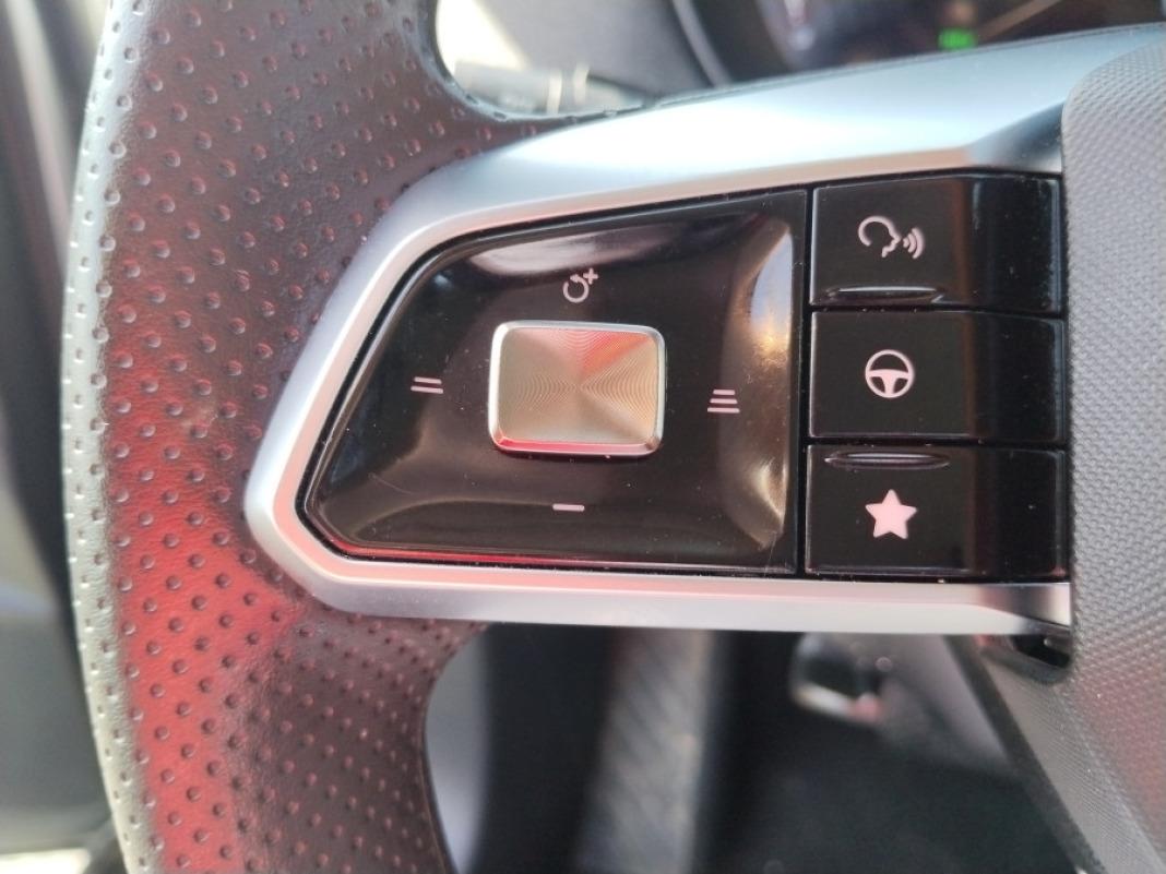 Mg Zs Hybrid Standard