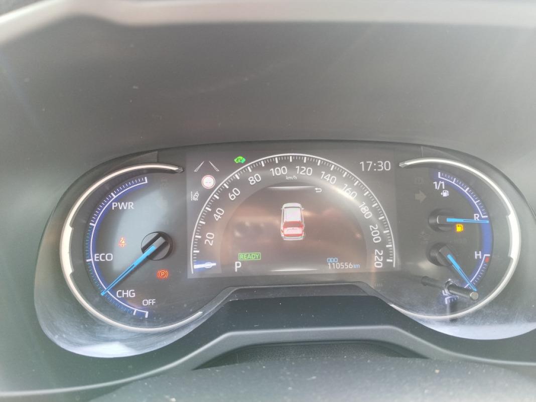 TOYOTA Rav4 2.5l 220H Advance Plus