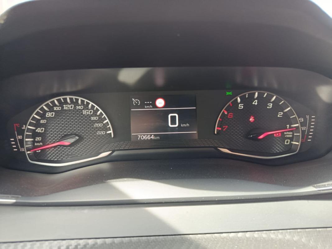 Peugeot 2008 Active Puretech 100 SS 6 Vel. MAN