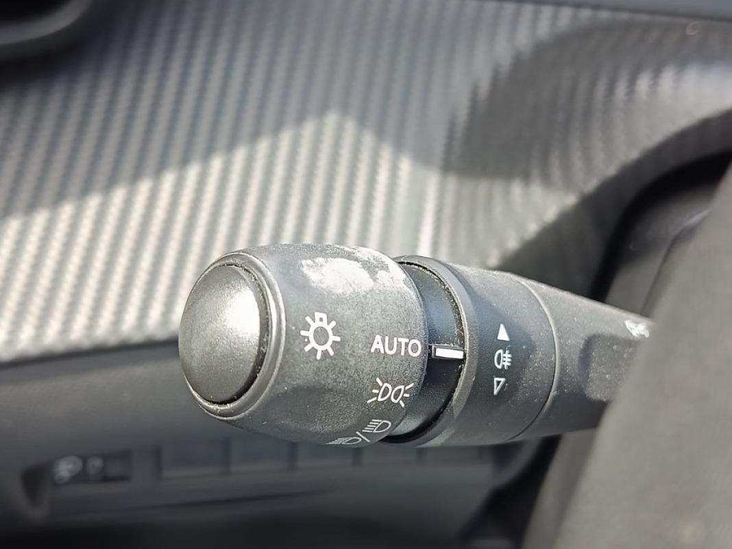 Peugeot 2008 Active Puretech 100 SS 6 Vel. MAN
