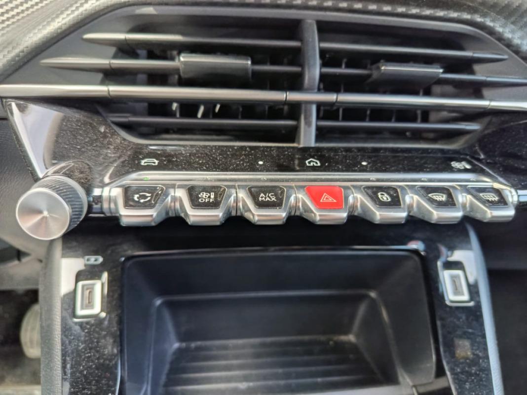 Peugeot 2008 Active Puretech 100 SS 6 Vel. MAN