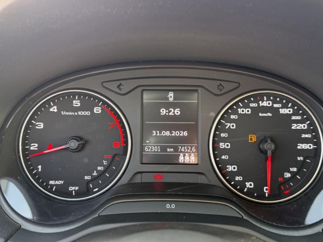 AUDI Q2 Design 30 TFSI 85kW 116CV