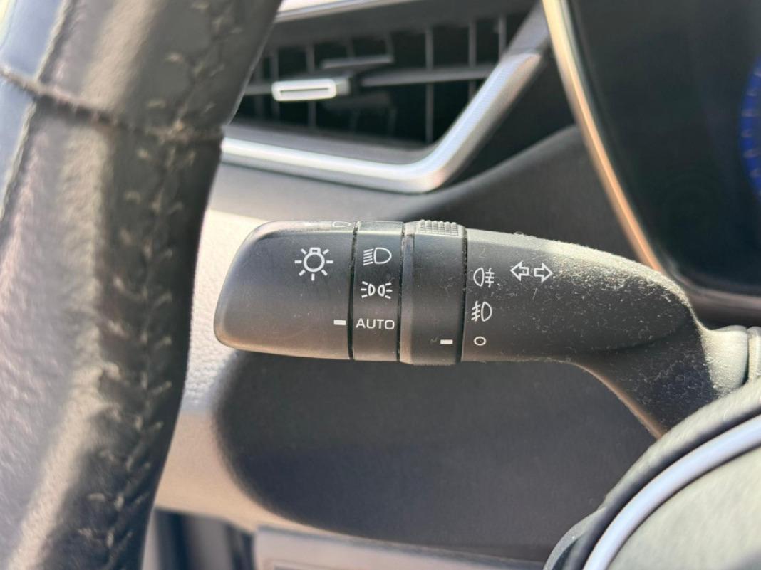 TOYOTA Corolla 2.0 180H STYLE ECVT