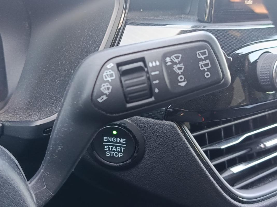 Ford Kuga STLine 2.5 Duratec FHEV 140kW 4x4 Auto