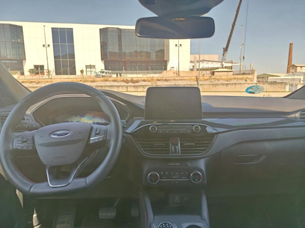 Ford Kuga STLine 2.5 Duratec FHEV 140kW 4x4 Auto
