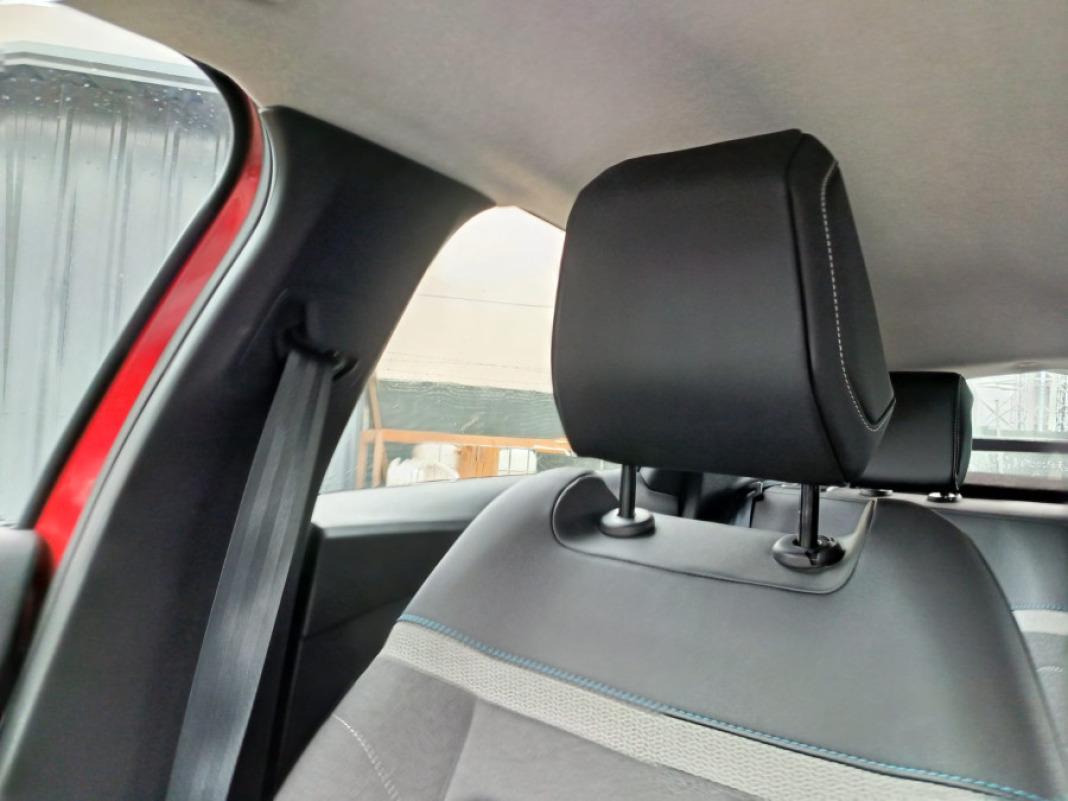 CITROEN C4 PureTech 130 SS 6v Plus