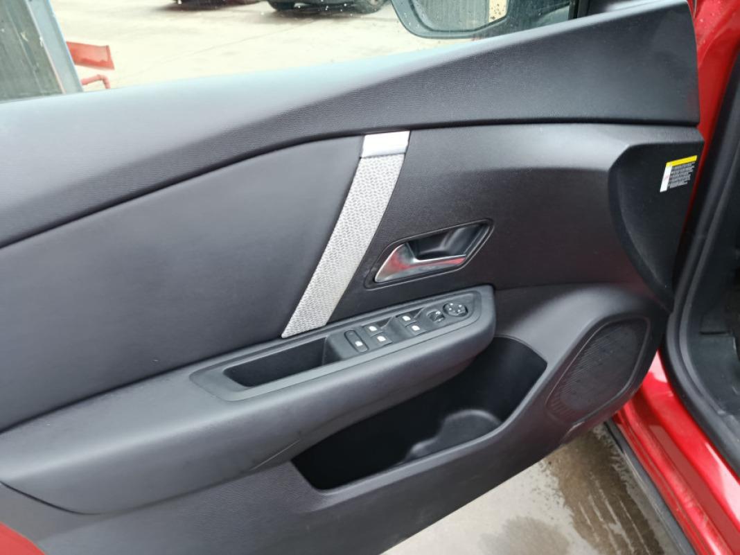 CITROEN C4 PureTech 130 SS 6v Plus