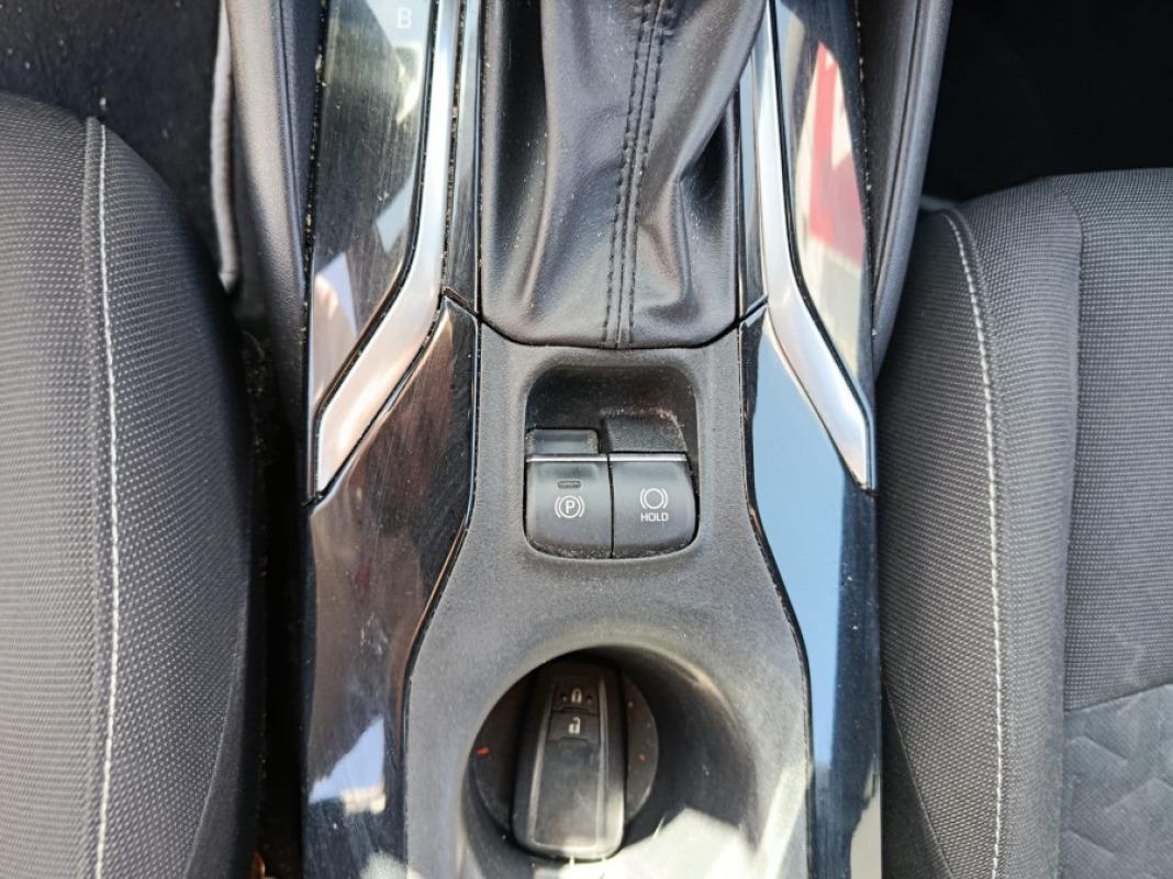 TOYOTA Corolla 1.8 125H ACTIVE TECH ECVT TOU SPORT