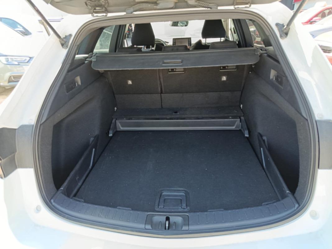 TOYOTA Corolla 1.8 125H ACTIVE TECH ECVT TOU SPORT