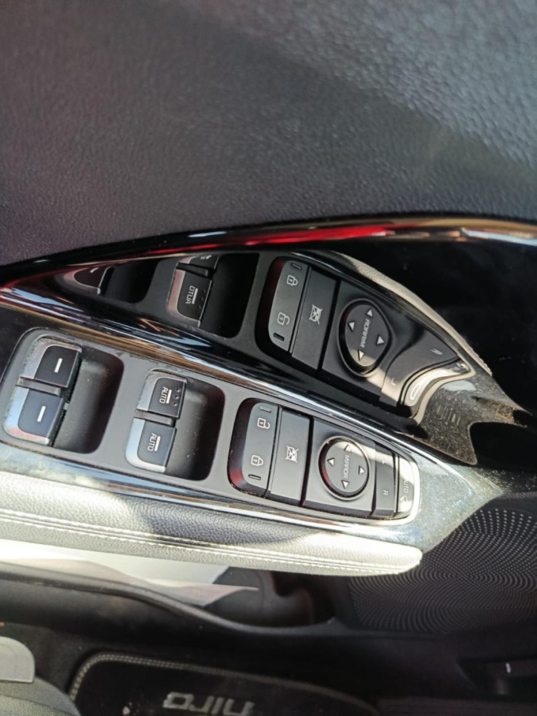 Kia Niro 1.6 GDi HEV 104kW 141CV Drive