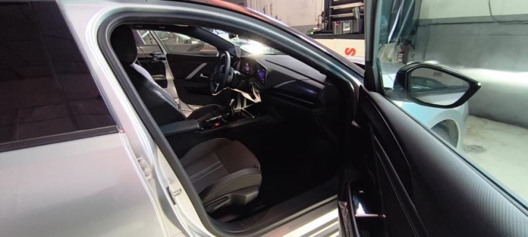 Opel Astra 1.2T XHT 96kW 130CV GS