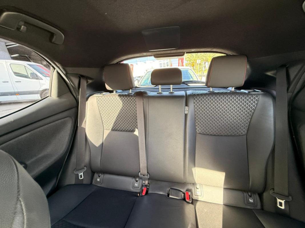 TOYOTA Yaris 1.5 120H Style P. Premier Edition