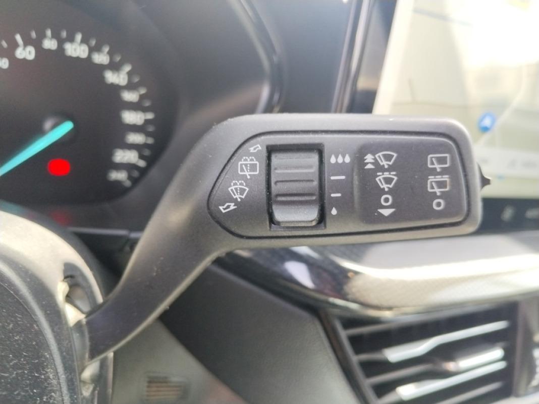 Ford Focus 1.0 Ecoboost MHEV 114kW STLine