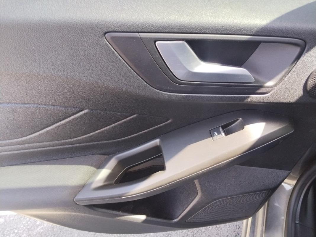 Ford Focus 1.0 Ecoboost MHEV 114kW STLine