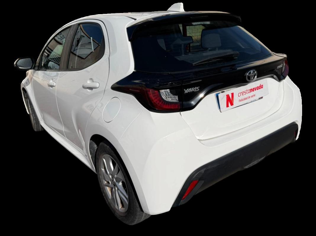 TOYOTA Yaris 1.5 120H Business Plus