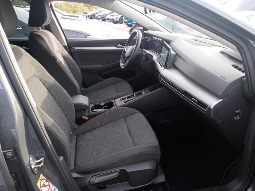 Volkswagen Golf Life 1.0 eTSI 81kW 110CV DSG