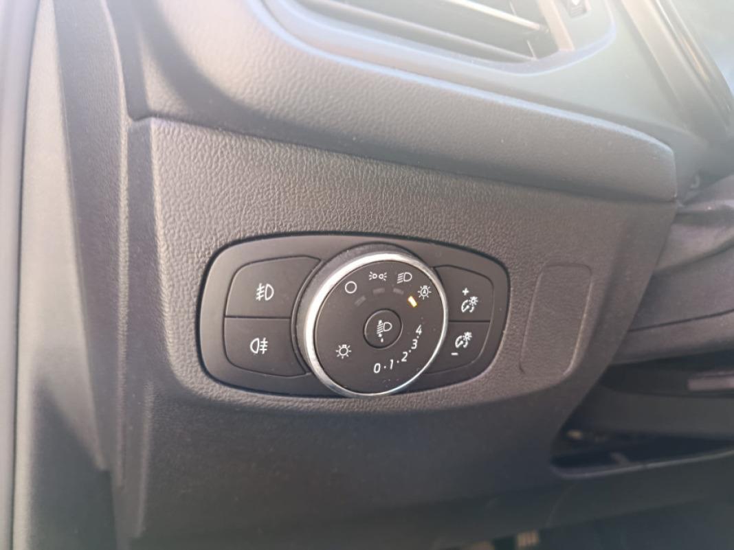 Ford Focus 1.0 Ecoboost MHEV 114kW STLine
