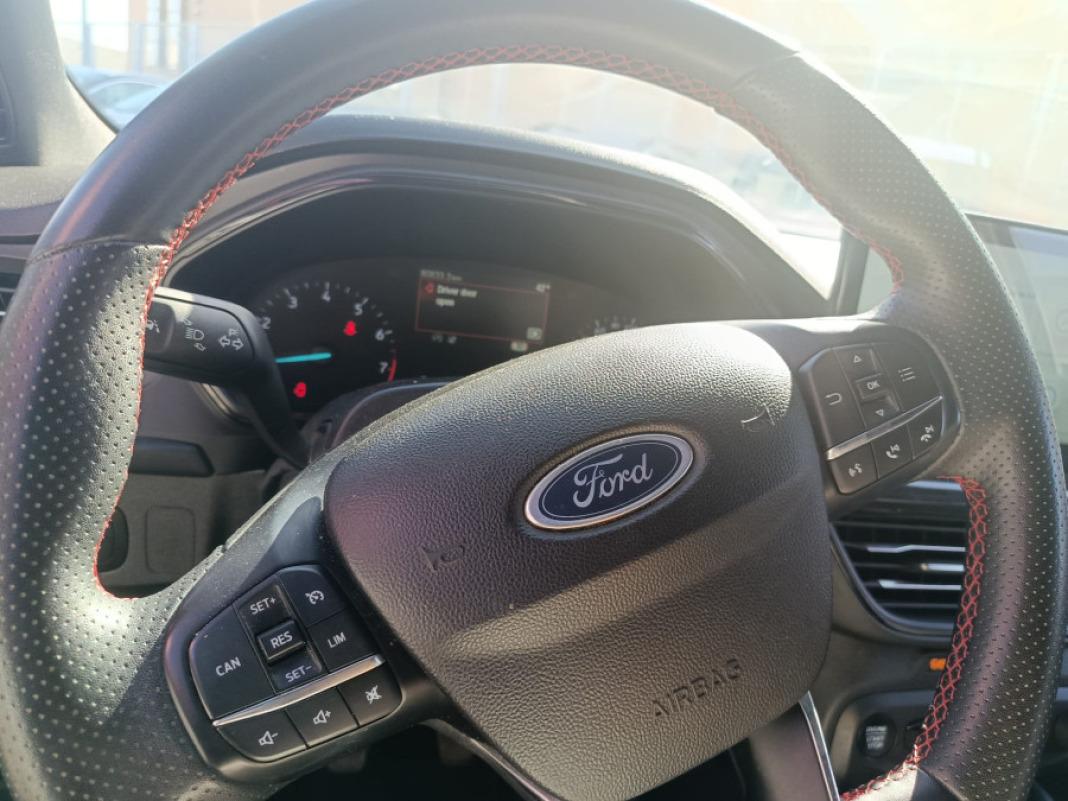 Ford Focus 1.0 Ecoboost MHEV 114kW STLine