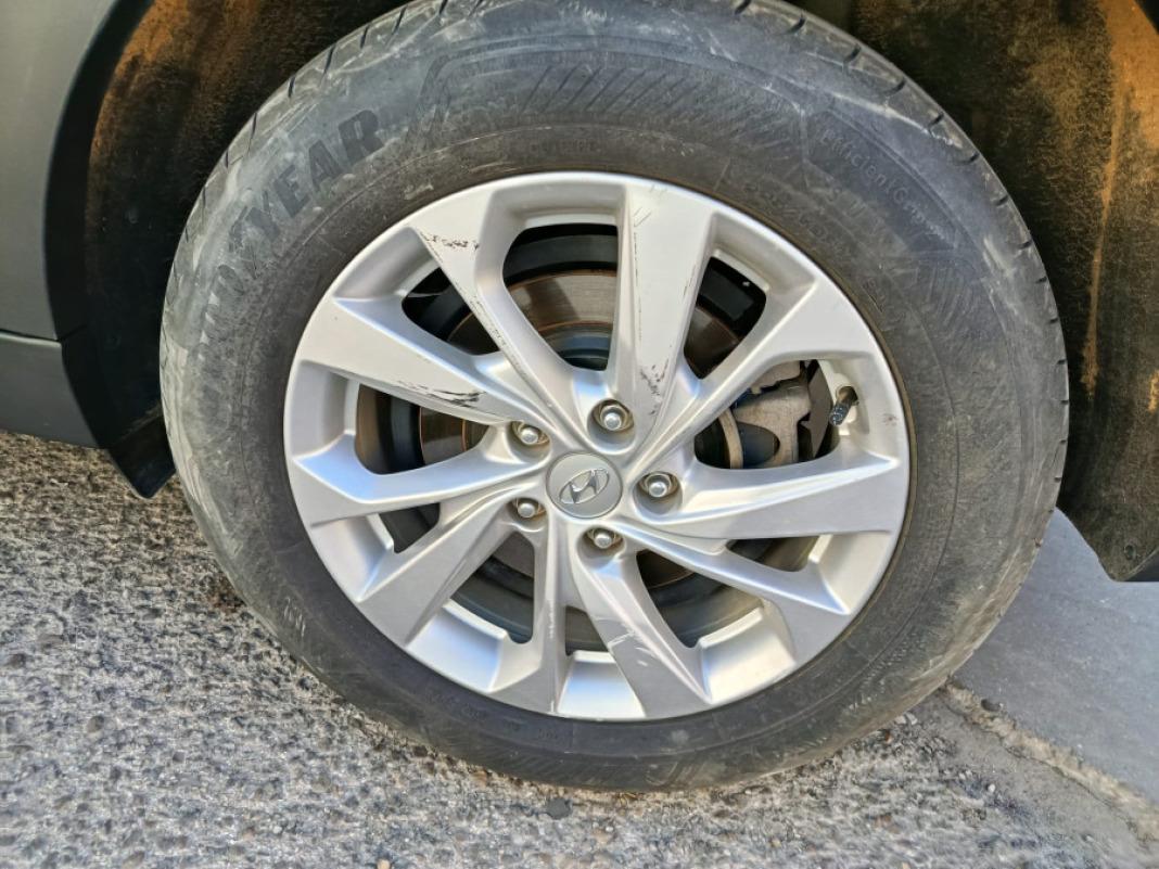 Hyundai Tucson 1.6 CRDI 85kW 116CV 48V SLE 4X2