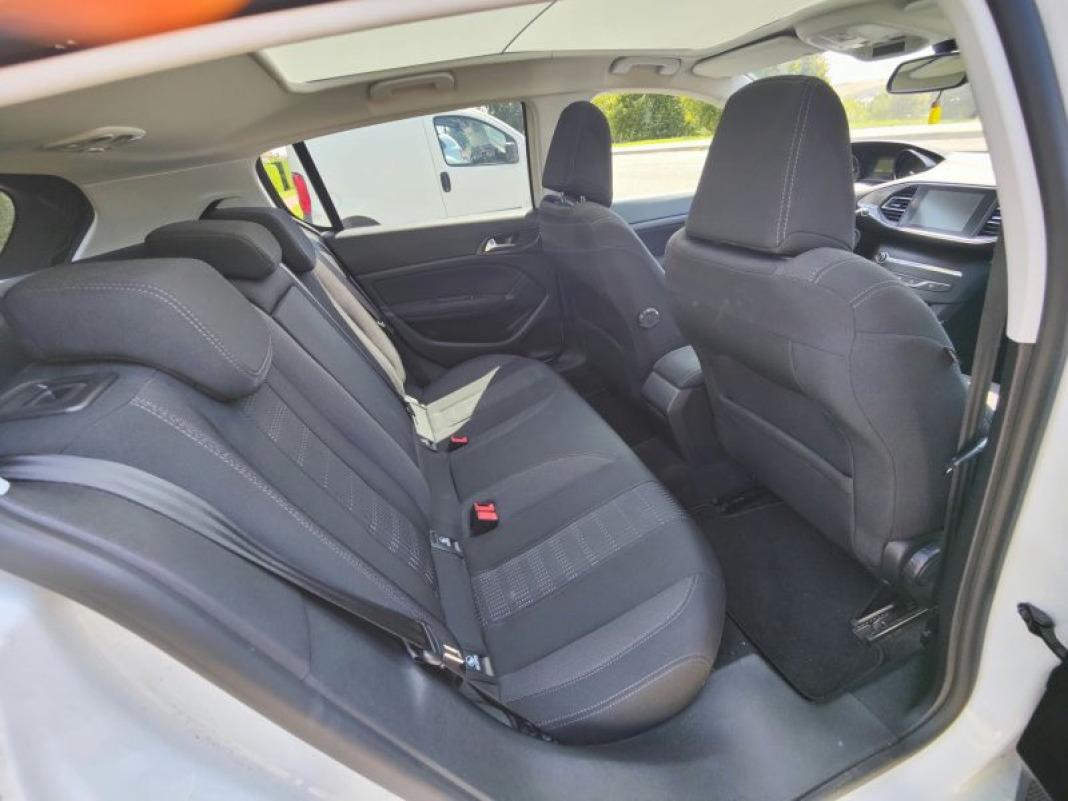 Peugeot 308 5p Allure 1.2 PureTech 130 SS