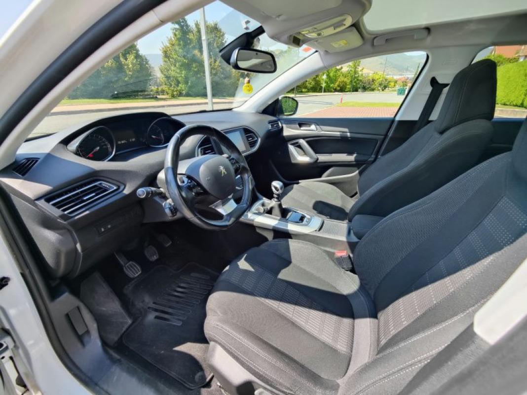 Peugeot 308 5p Allure 1.2 PureTech 130 SS