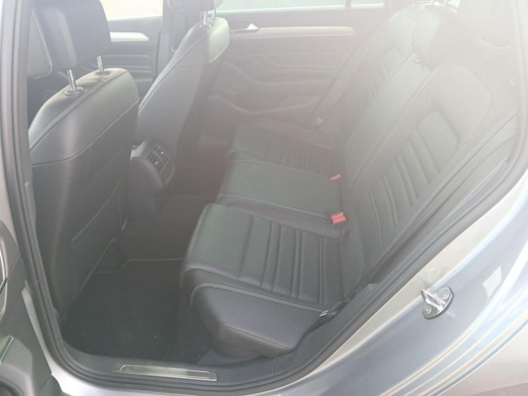 Volkswagen Passat Variant Executive 2.0 TDI 110kW DSG