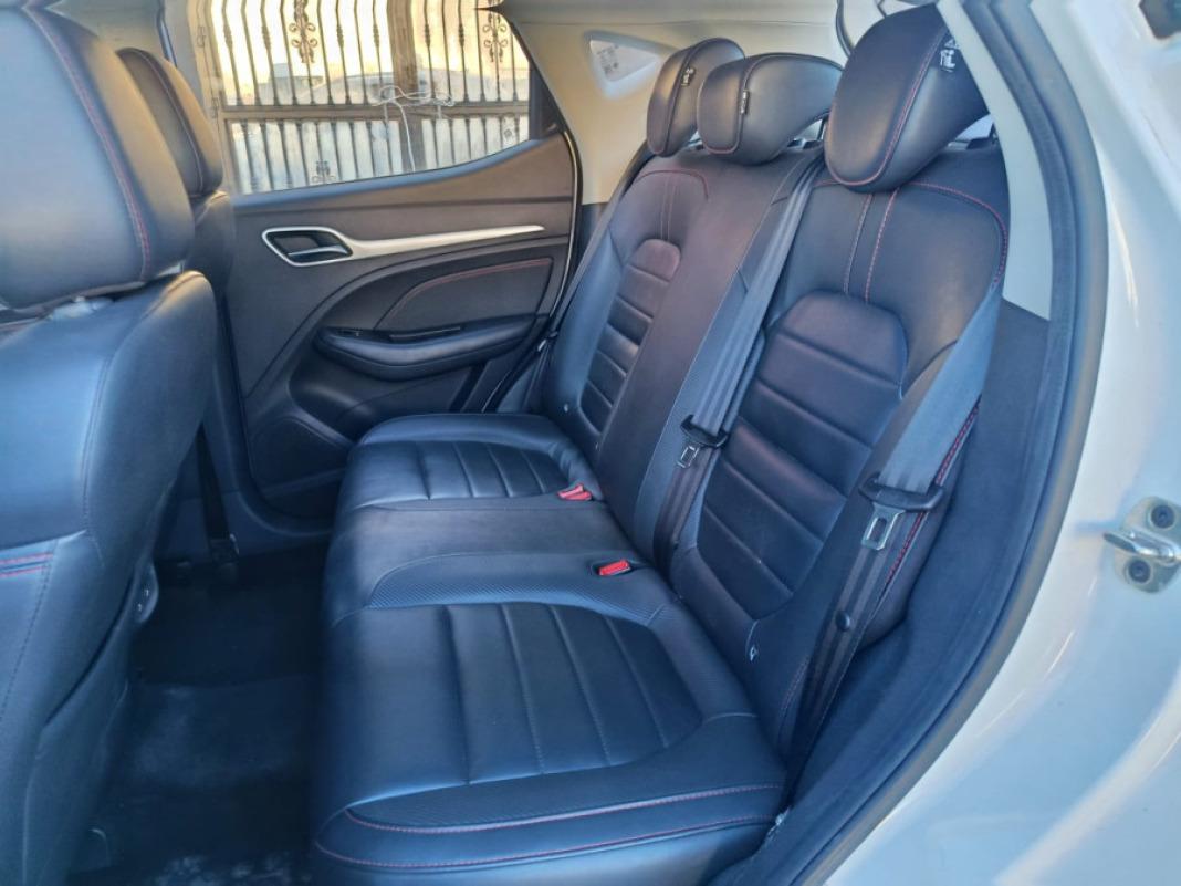 Mg Zs 1.0 T-GDI 111 Luxury  5P