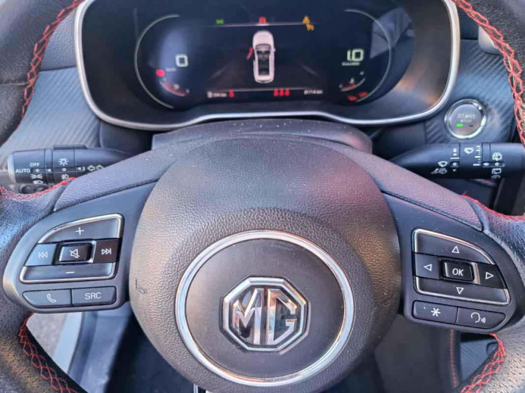 Mg Zs 1.0 T-GDI 111 Luxury  5P