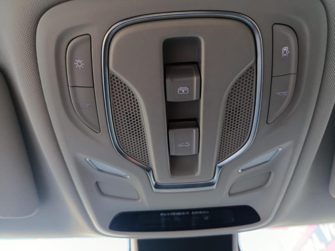Mg Zs 1.0 T-GDI 111 Luxury  5P