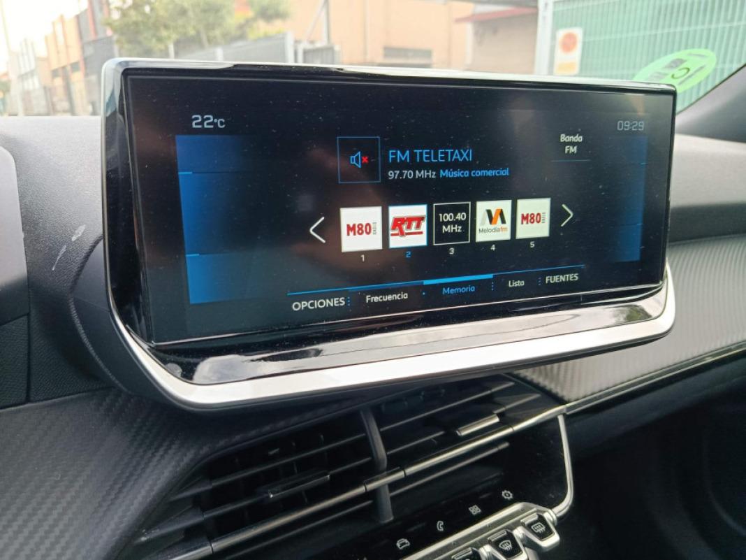 Peugeot 2008 Allure Pack Puretech 130 SS 6 Vel. MAN