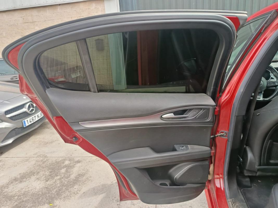 Alfa romeo Stelvio 2.2 Diesel 154kW 210CV Veloce Q4