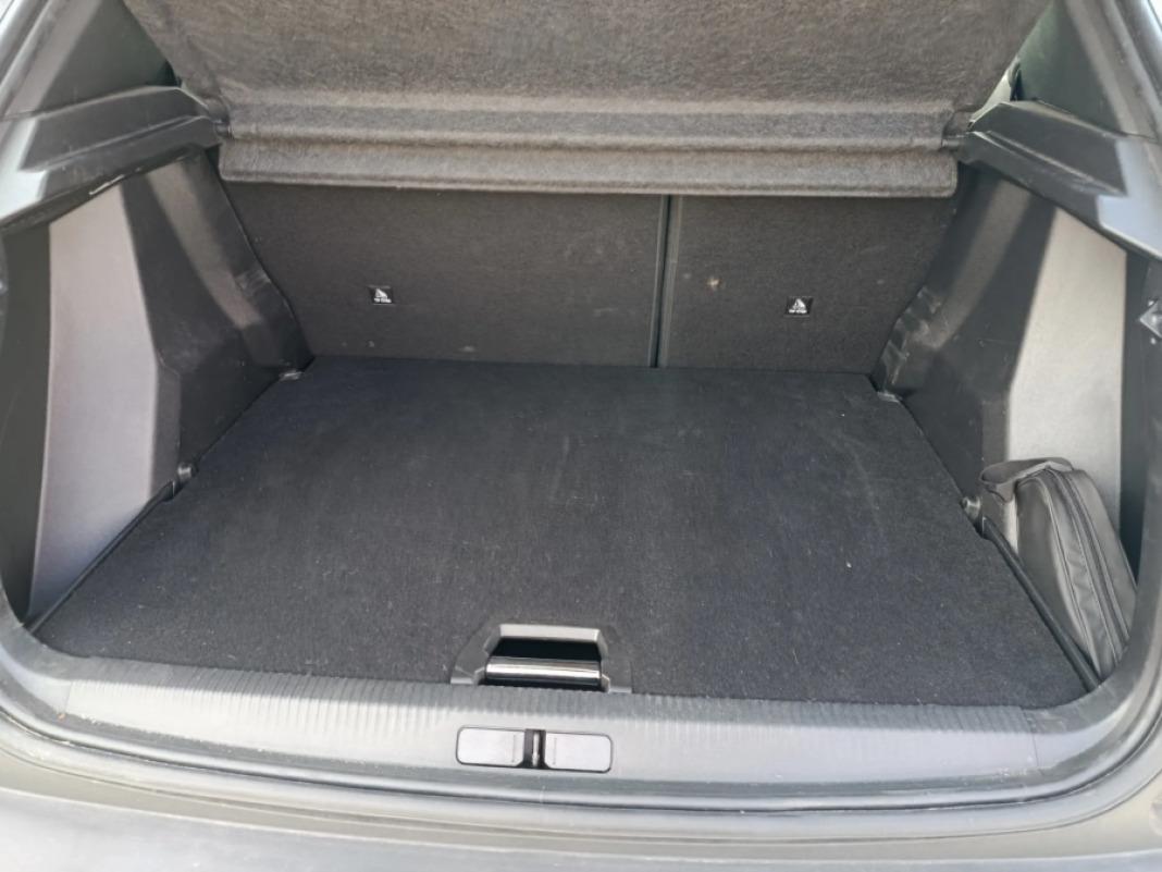 Peugeot 2008 Allure Puretech 100 SS 6 Vel. MAN