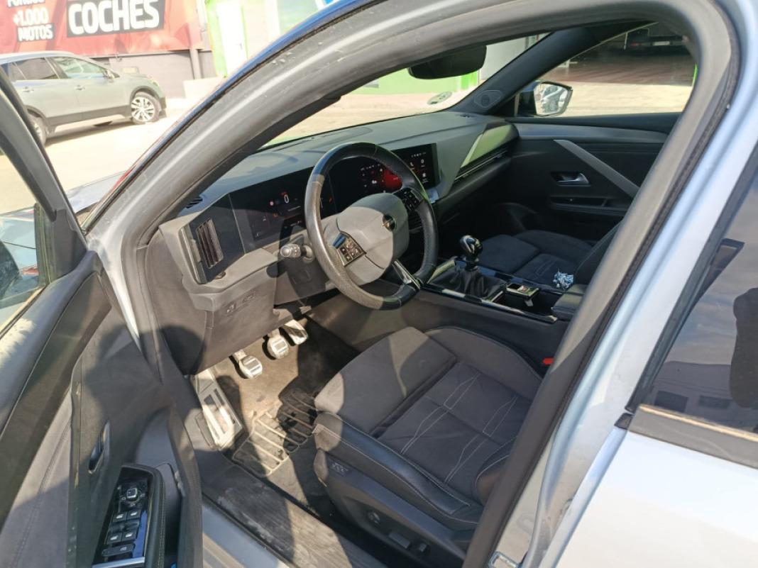 Opel Astra 1.2T XHT 96kW 130CV GS