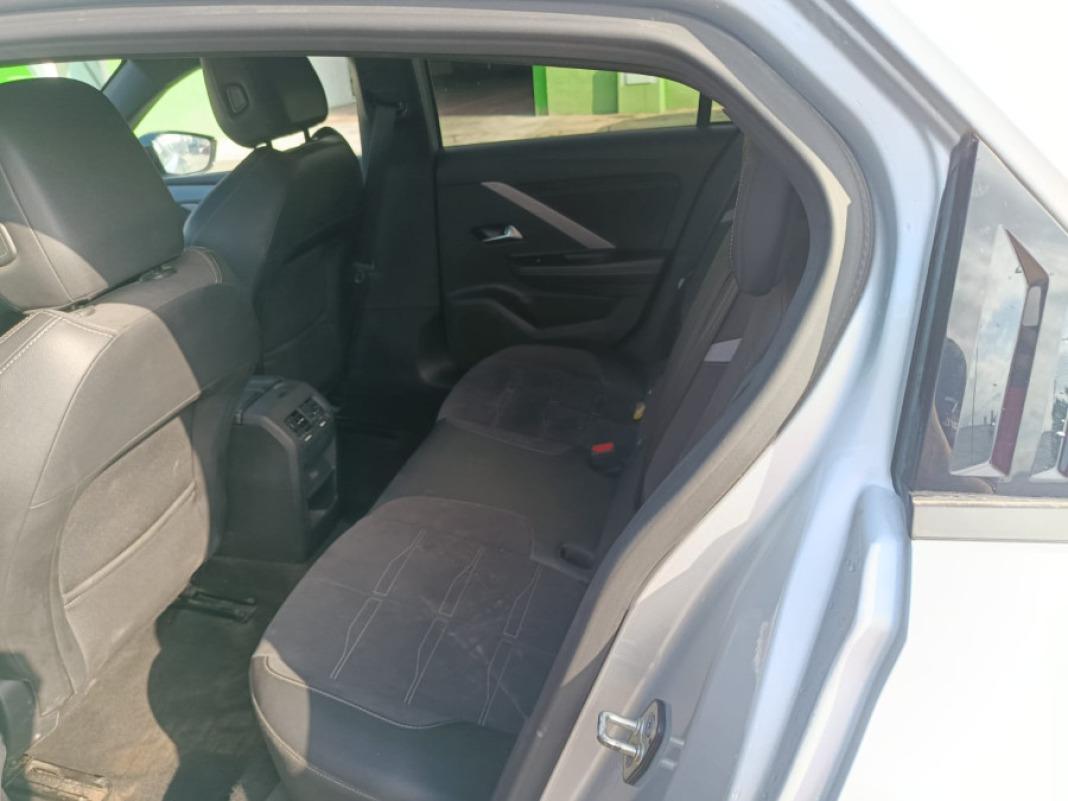 Opel Astra 1.2T XHT 96kW 130CV GS