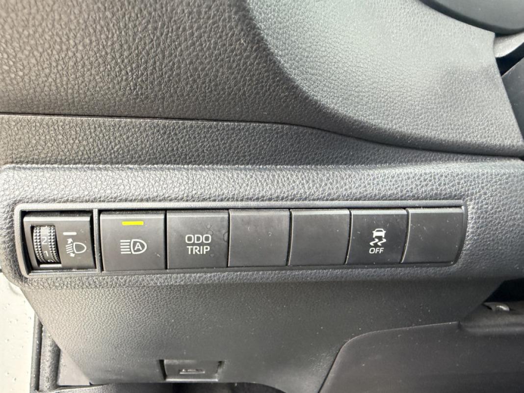 TOYOTA Corolla 140H Active Plus Touring Sport