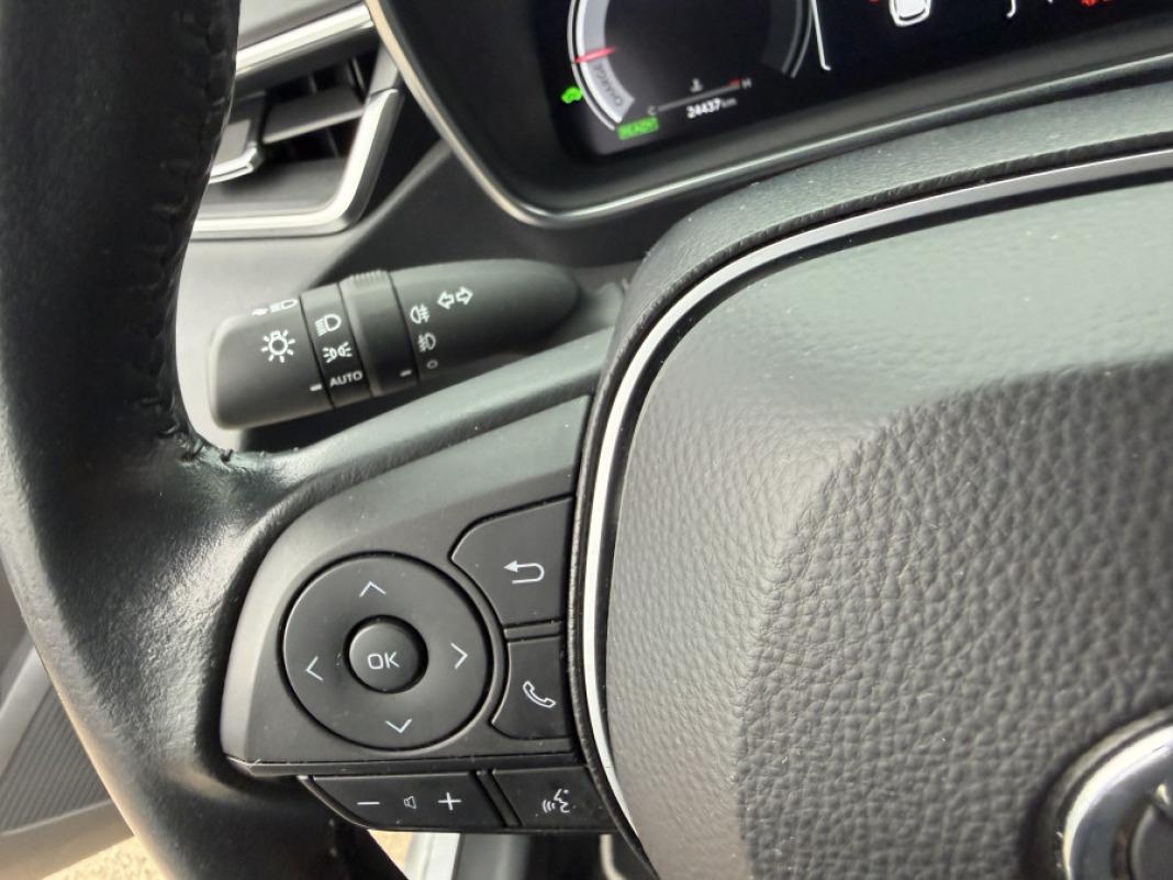 TOYOTA Corolla 140H Active Plus Touring Sport