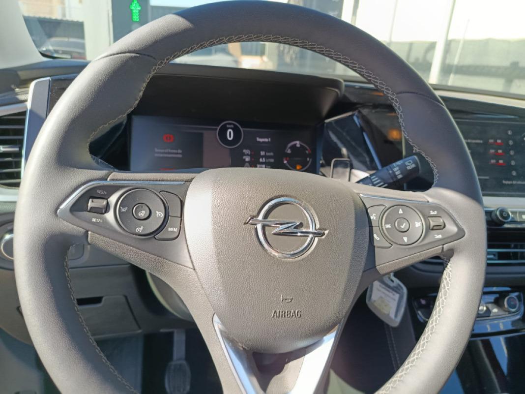 Opel Grandland GS 1.2T XHT MT6 S/S 130 CV (96kW)