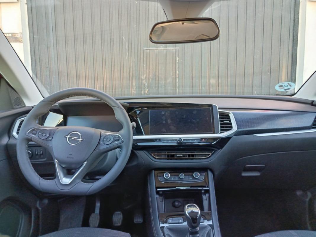 Opel Grandland 1.2T XHT MT6 SS GS