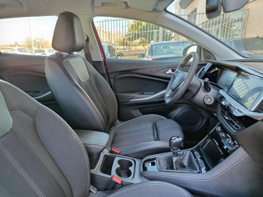 Opel Grandland 1.2T XHT MT6 SS GS