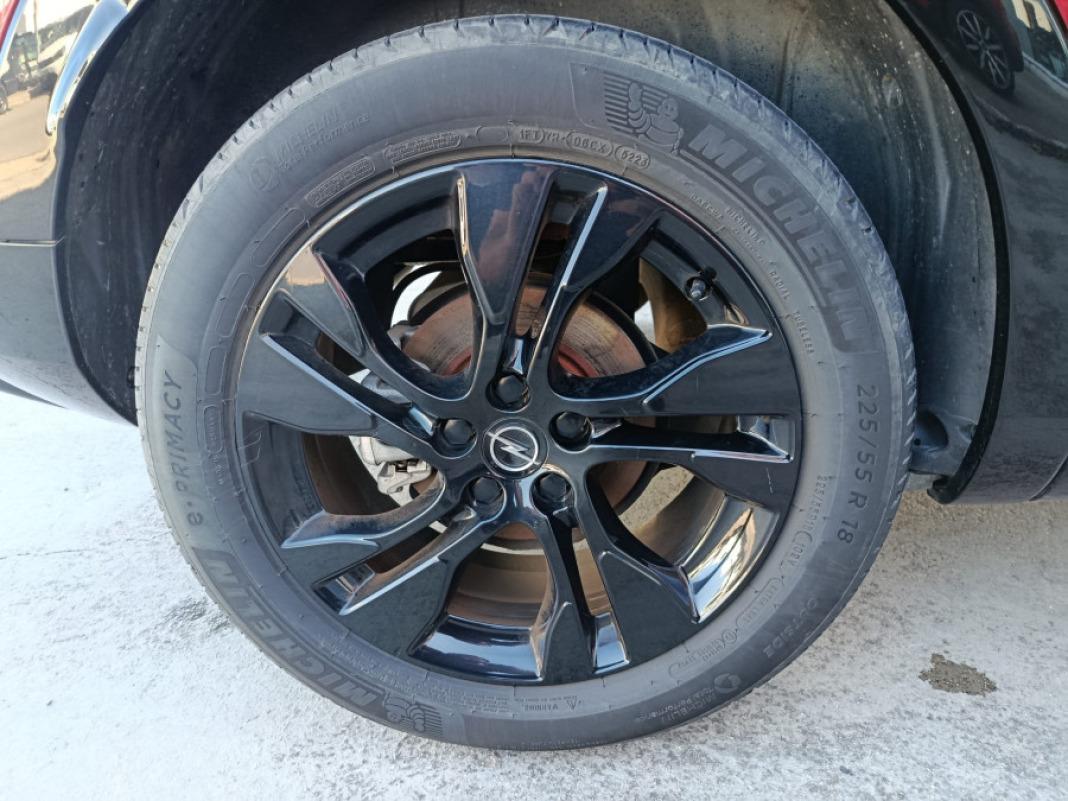 Opel Grandland 1.2T XHT MT6 SS GS