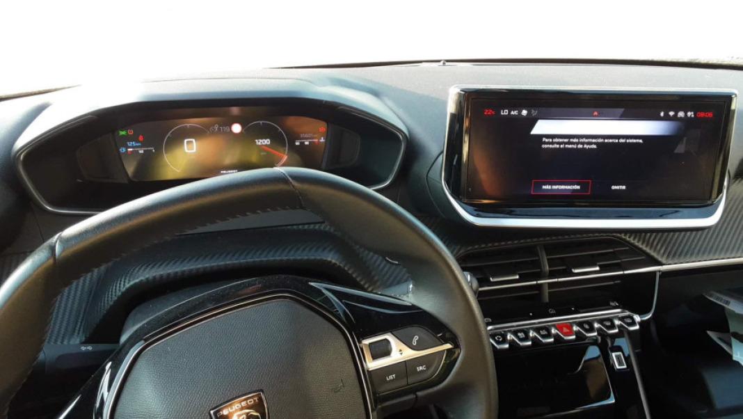 Peugeot 2008 Allure Puretech 100 SS 6 Vel. MAN
