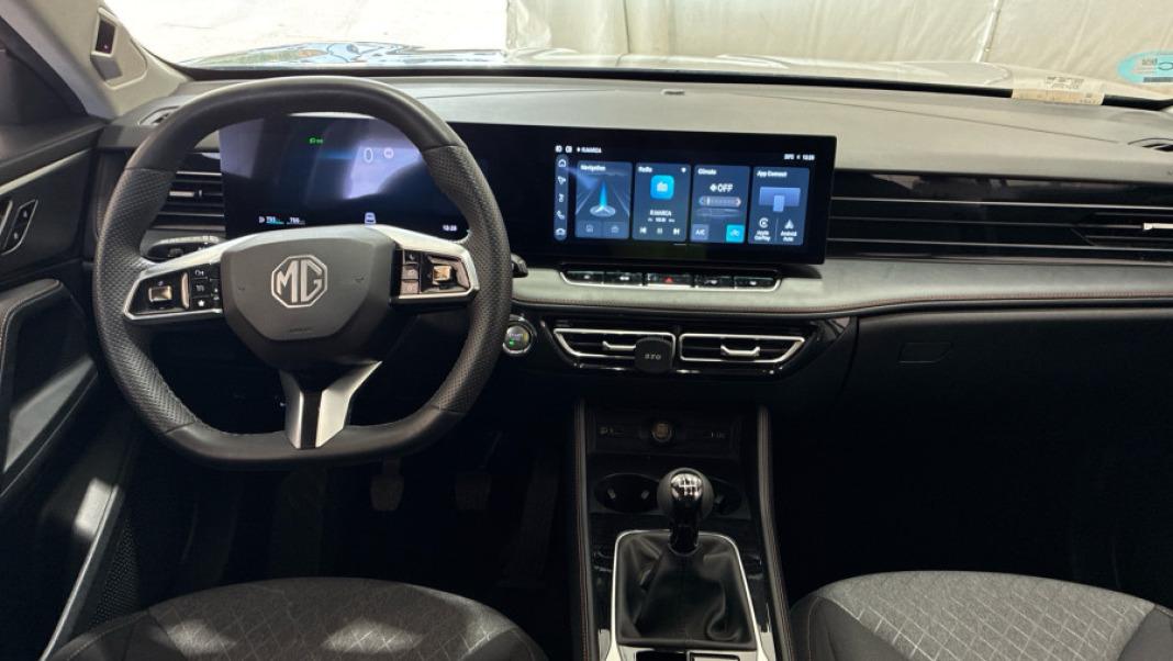 Mg Hs 1.5T MANUAL COMFORT