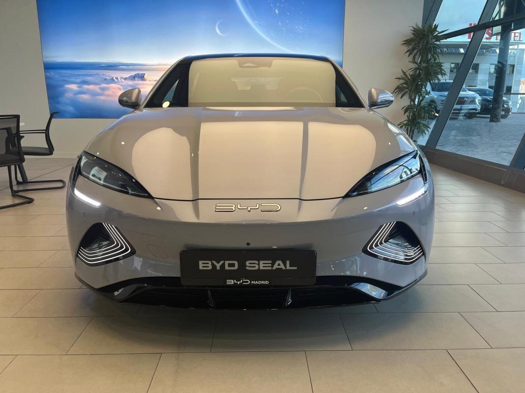 BYD Seal Design RWD