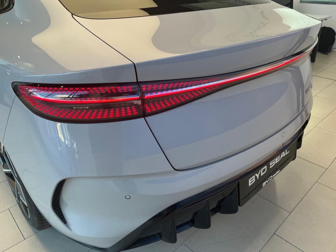 BYD Seal Design RWD