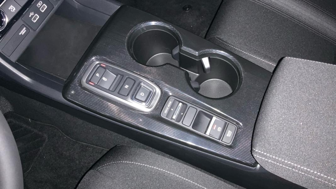 Honda Civic 2.0 i-MMD Elegance CVT